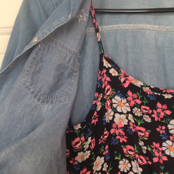 Floral Dress w/ Chambray Top - Picture 4 of 6